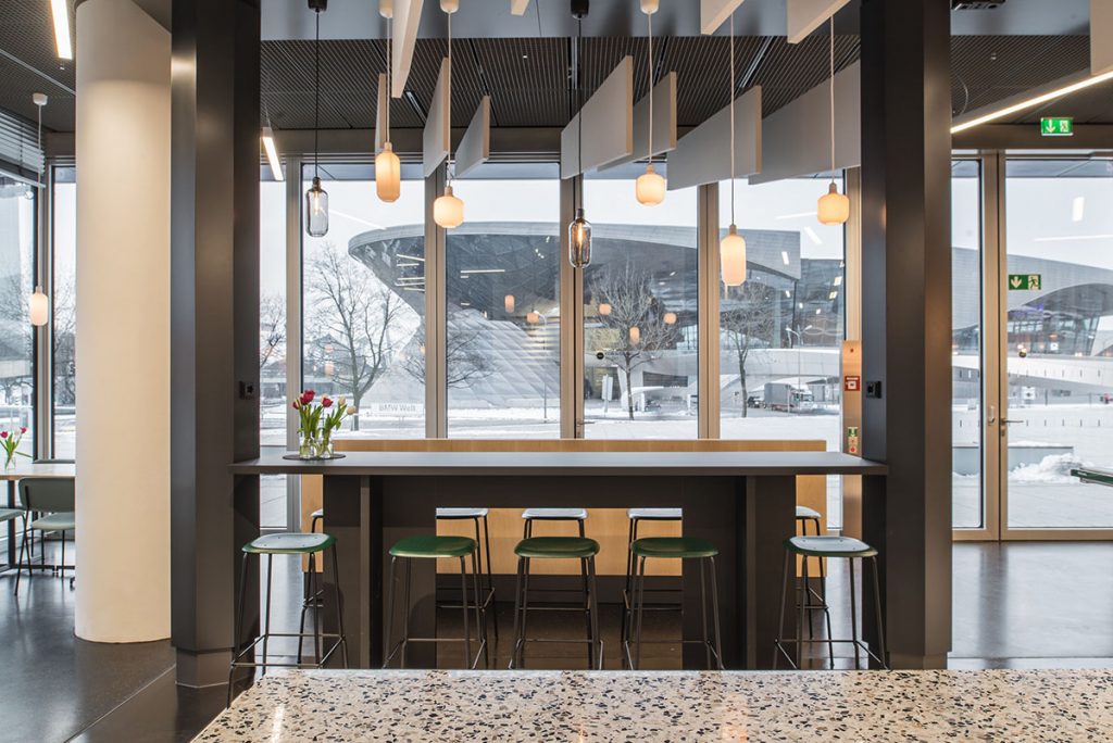 BMW Museum M1 Cafe – DIE PLANSTELLE